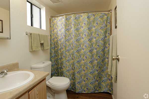 silverado apartment interior bathroom